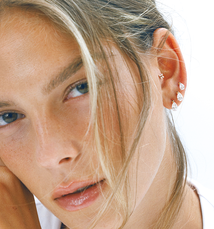 עגיל פירסינג זהב צהוב משובץ יהלום מעבדה קדוח בצורת טיפה 50 נק' DRILLED DROP SHAPE LAB DIAMOND PIERCING LABRET