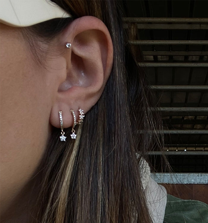 עגיל להליקס קידמי סגירה שטוחה מאחור מזהב לבן משובץ יהלום קטן ONE DIAMOND PIERCING LABRET