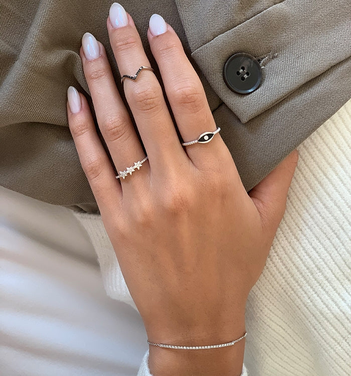 צמיד בזהב לבן משובץ יהלומים PASS DIAMONDS BRACELET