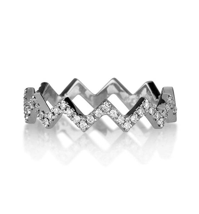 טבעת מזהב לבן משובצת יהלומים  ZIGZAG RING