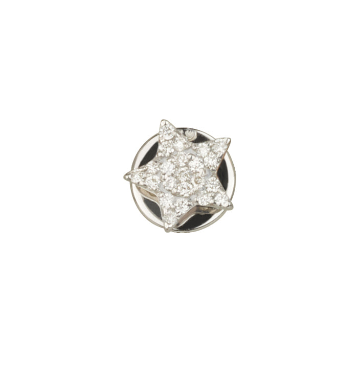 עגיל כוכב צמוד זהב לבן משובץ יהלומים STAR DIAMONDS STUD