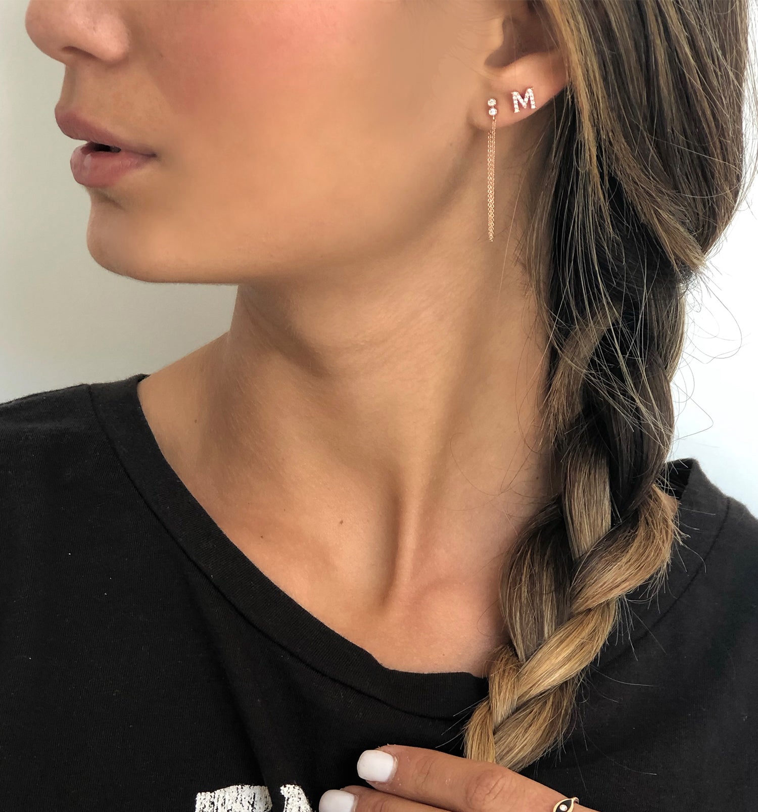 עגיל אות זהב ורוד משובץ יהלומים INITIAL DIAMONDS STUD 4