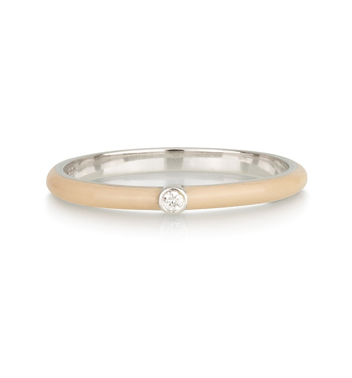 טבעת מזהב לבן משובצת יהלום ואמייל פודרה ENAMEL GOLD & DIAMOND RING