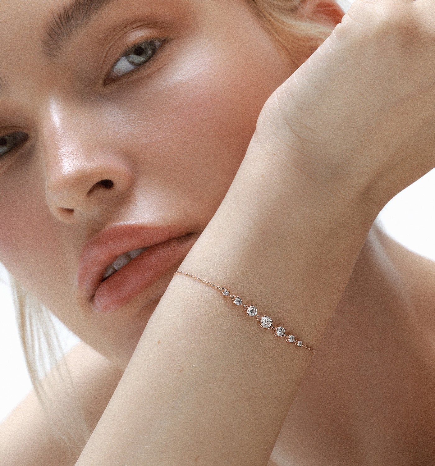 צמיד זהב ורוד משובץ יהלומים  MAJ BRACELET