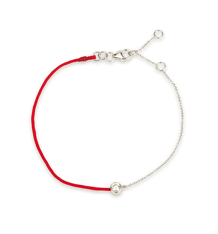 צמיד חוט אדום בזהב לבן משובץ יהלום MUST RED BRACELET