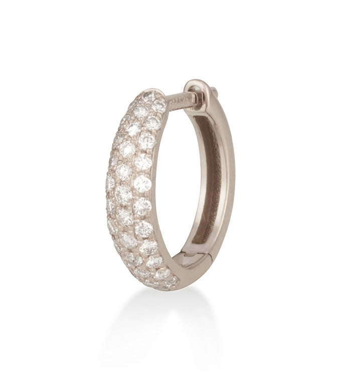 עגיל חישוק זהב לבן משובץ יהלומים PUFFE Huggie Hoop Earring