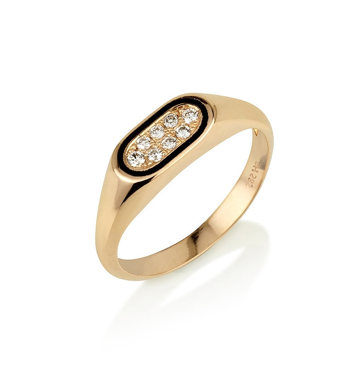 טבעת חותם מזהב צהוב משובצת יהלומים PINKY OVAL RING
