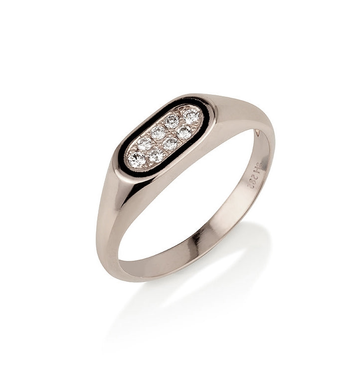 טבעת חותם מזהב לבן משובצת יהלומים PINKY OVAL RING