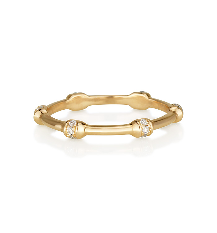 טבעת איטרנטי מזהב צהוב משובצת יהלומים SHANI RING