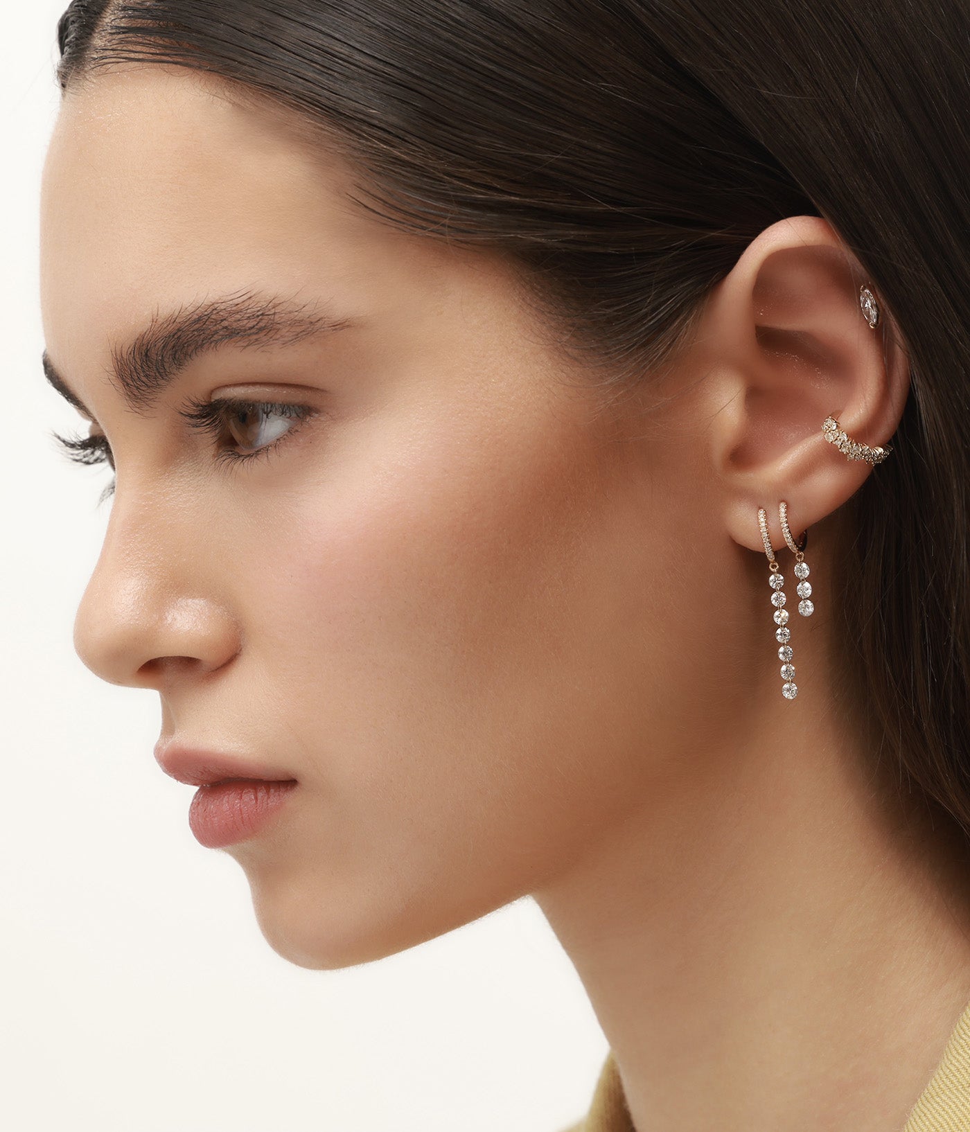 עגיל ללא חור זהב לבן משובץ יהלומים Ariel Ear Cuff with Diamonds
