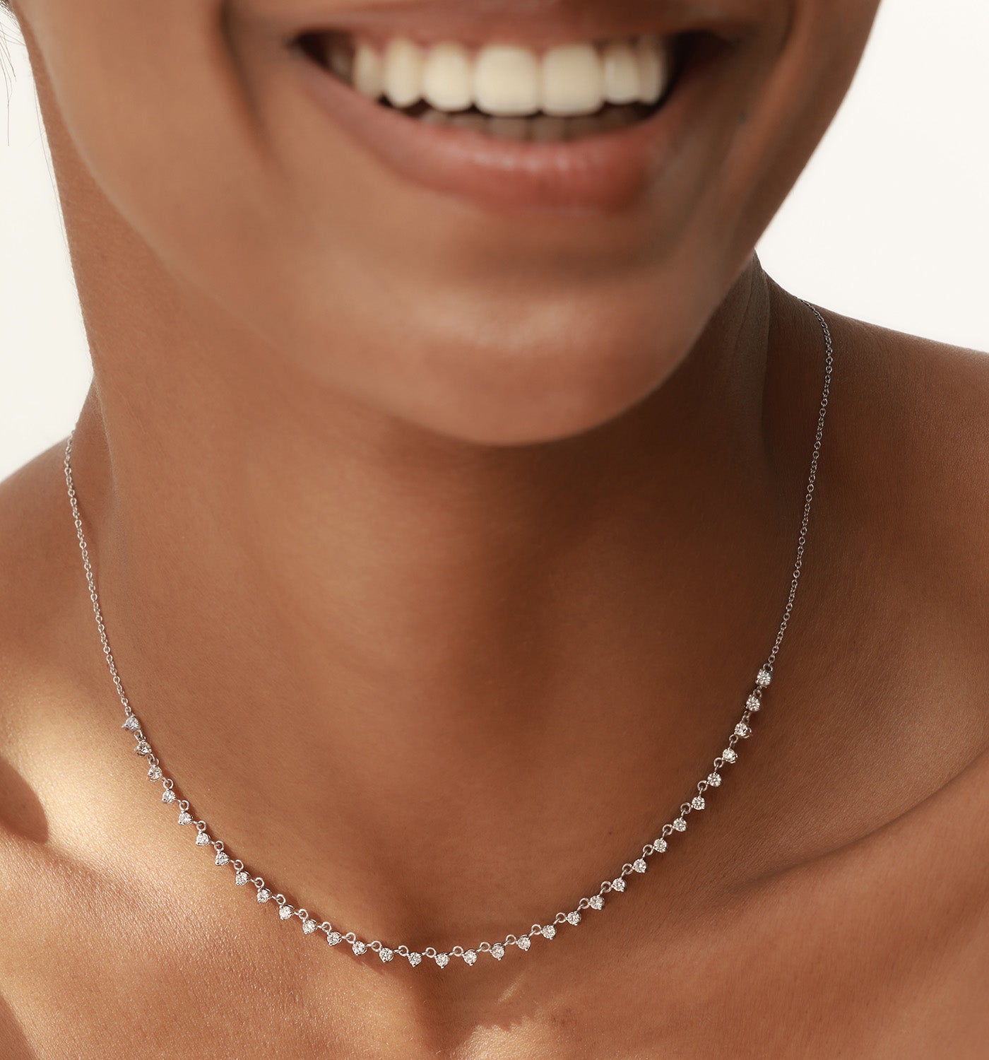 שרשרת  זהב לבן משובצת יהלומים ARIEL NECKLACE