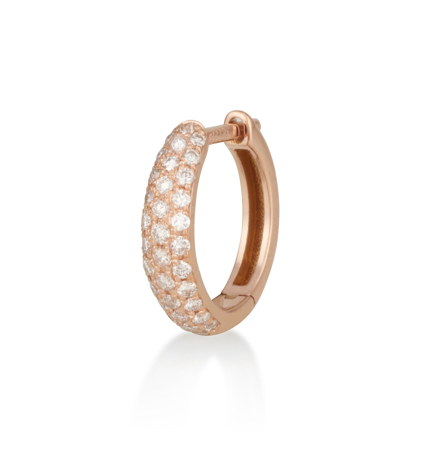 עגיל חישוק זהב ורוד PUFFE משובץ יהלומים בעיצוב עדין ונקי